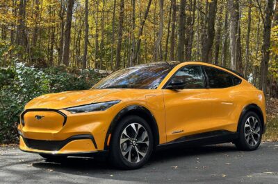 Are Electric Cars More Reliable? Comparing Durability & Breakdown Rates to Gas Vehicles